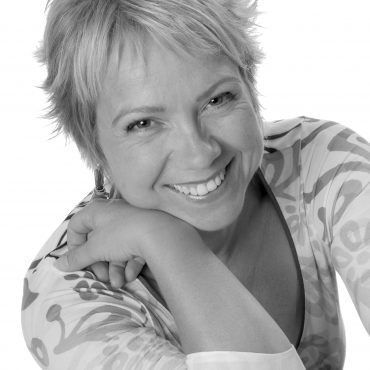 Hénen, Michèle
