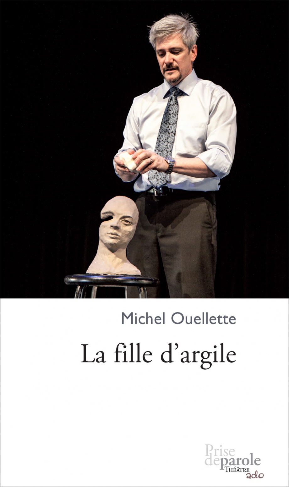 La fille d’argile : théâtre